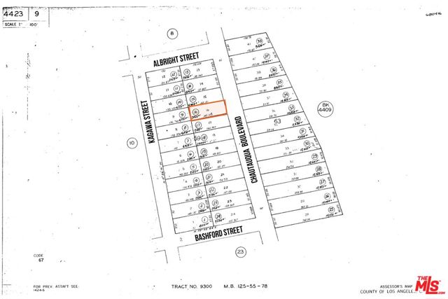1047 Chautauqua Boulevard, Pacific Palisades CA: https://media.crmls.org/mediaz/f0b8b2fa-83bd-4f15-9ef7-1bdbaa288d57.jpg