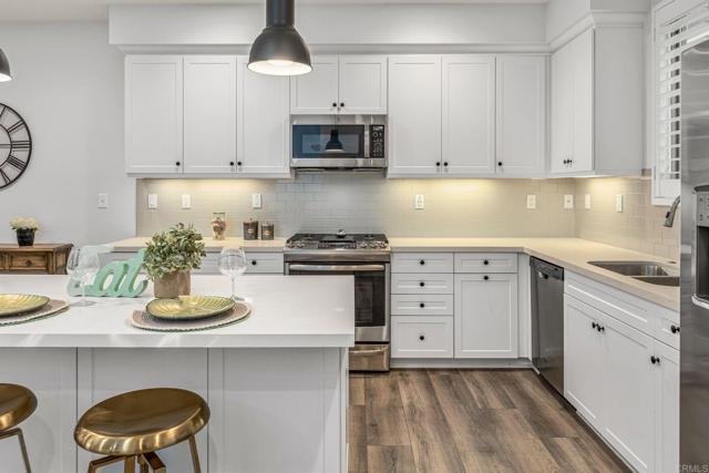 1003 Overton Court, Tustin CA: https://media.crmls.org/mediaz/f0b971a1-f293-4df0-b718-26f51171ee19.jpg