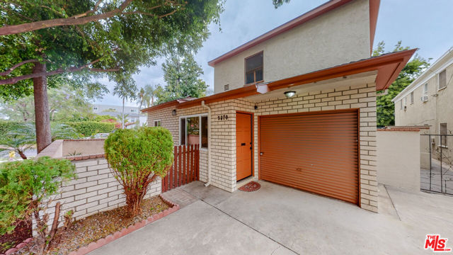5370 Circle Drive photo 1