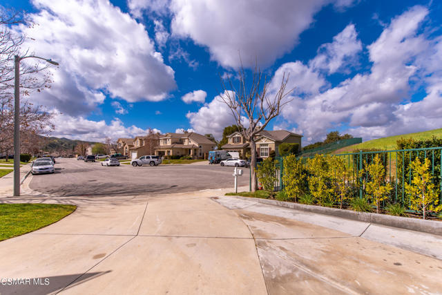 3490 Pine View Dr Simi Valley-6