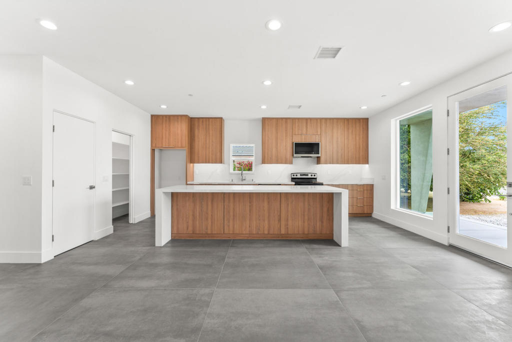 MLS #219130159DA image #8