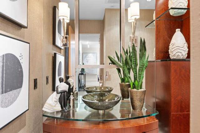 131 El Pinar, Los Gatos CA: https://media.crmls.org/mediaz/f0bc33d9-544c-4753-bd6b-50ac26e38e8f.jpg