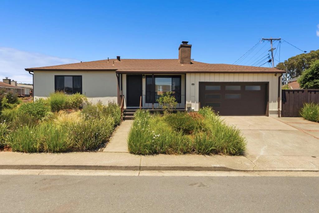 124 Lacrosse Avenue