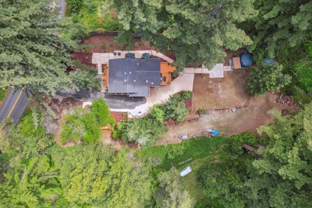 12414 Alba Road, Ben Lomond CA: https://media.crmls.org/mediaz/f0bcc769-fa57-4051-b921-ce663d6ac003.jpg