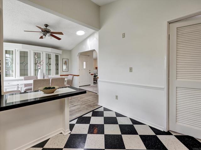 3462 Don Jose Drive, Carlsbad CA: https://media.crmls.org/mediaz/f0bd3434-8beb-4598-a5fa-5bde39ce8b29.jpg