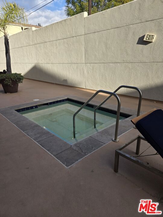 7100 Alvern Street, Los Angeles CA: https://media.crmls.org/mediaz/f0bdb9bb-a6de-4ad8-9aba-e2786a47de39.jpg