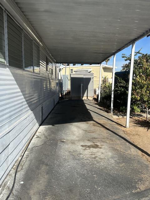 Image 2 of 10 For 212 2nd  48