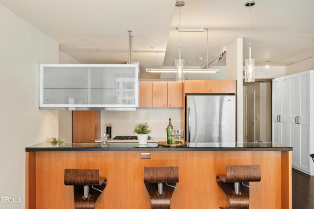 Detail Gallery Image 13 of 37 For 1155 S Grand Ave #914,  Los Angeles,  CA 90015 - 1 Beds | 1 Baths