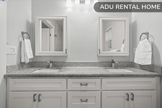 507 Maple St, Livermore CA: https://media.crmls.org/mediaz/f0bff89b-77d8-4bb3-84d7-c24943f18566.jpg