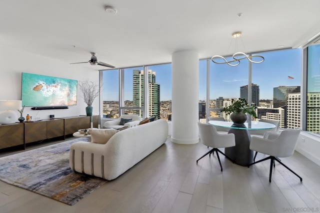 888 W E St, San Diego CA: https://media.crmls.org/mediaz/f0c0f671-444f-4145-b2e7-fd9c4a3f7d18.jpg