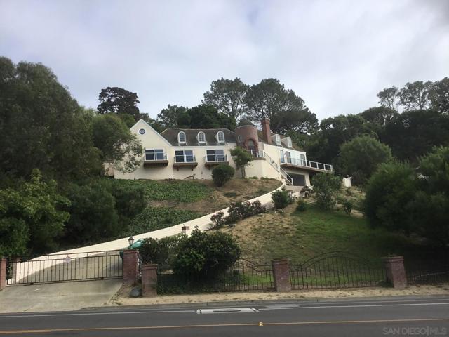 1935 Nautilus St, La Jolla CA: https://media.crmls.org/mediaz/f0c21c89-592a-44ad-af0a-d1bc288134ff.jpg