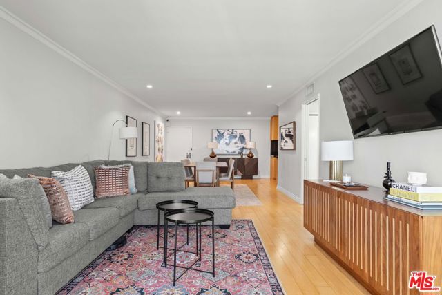 705 Westmount Drive, West Hollywood CA: https://media.crmls.org/mediaz/f0c311a3-311c-4749-960f-50c3767f9e7d.jpg