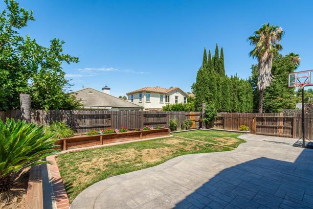 3417 River Shoal Avenue, Sacramento CA: https://media.crmls.org/mediaz/f0c35063-7e64-403a-8f76-b61c74305482.jpg