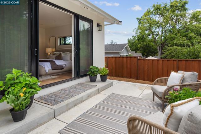267 Valle Vista Dr, Danville CA: https://media.crmls.org/mediaz/f0c39896-ea55-4452-8ee7-5fb980d60603.jpg