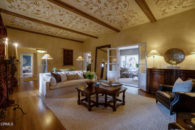 584 Rosemont Avenue, Pasadena CA: https://media.crmls.org/mediaz/f0c3c6fe-de2a-4886-9d35-263d45cf7f9a.jpg