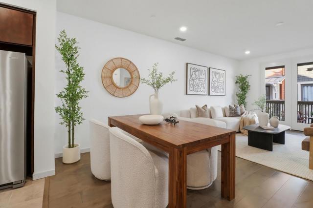 537 San Lorenzo Terrace, Sunnyvale CA: https://media.crmls.org/mediaz/f0c40f53-7718-42d8-8153-c50ef21d243d.jpg