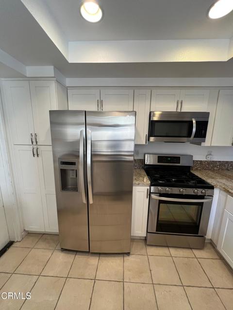 Detail Gallery Image 6 of 27 For 835 Sandberg Ln #142,  Ventura,  CA 93003 - 3 Beds | 2/1 Baths