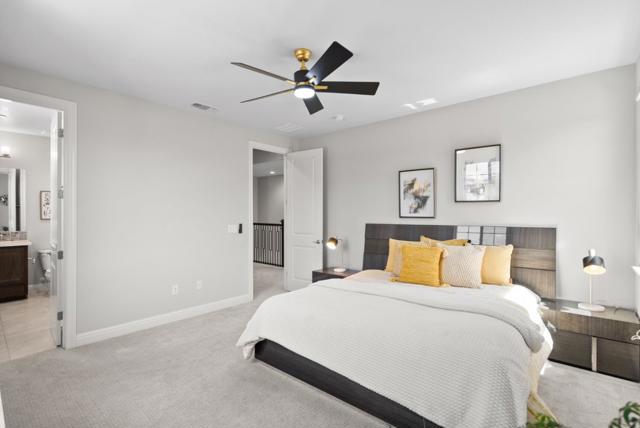6573 Purple Crab Drive, Newark CA: https://media.crmls.org/mediaz/f0c4df00-6dd2-4e1e-89cb-efbfb9699e47.jpg
