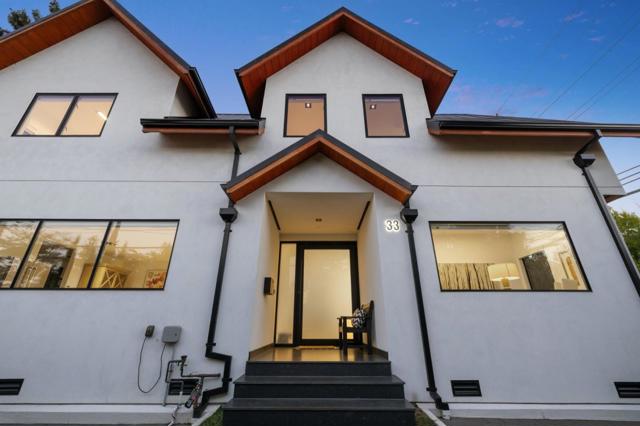 33 Highland Avenue, Burlingame CA: https://media.crmls.org/mediaz/f0c5fa15-301c-49a6-8eed-545dc70195b5.jpg