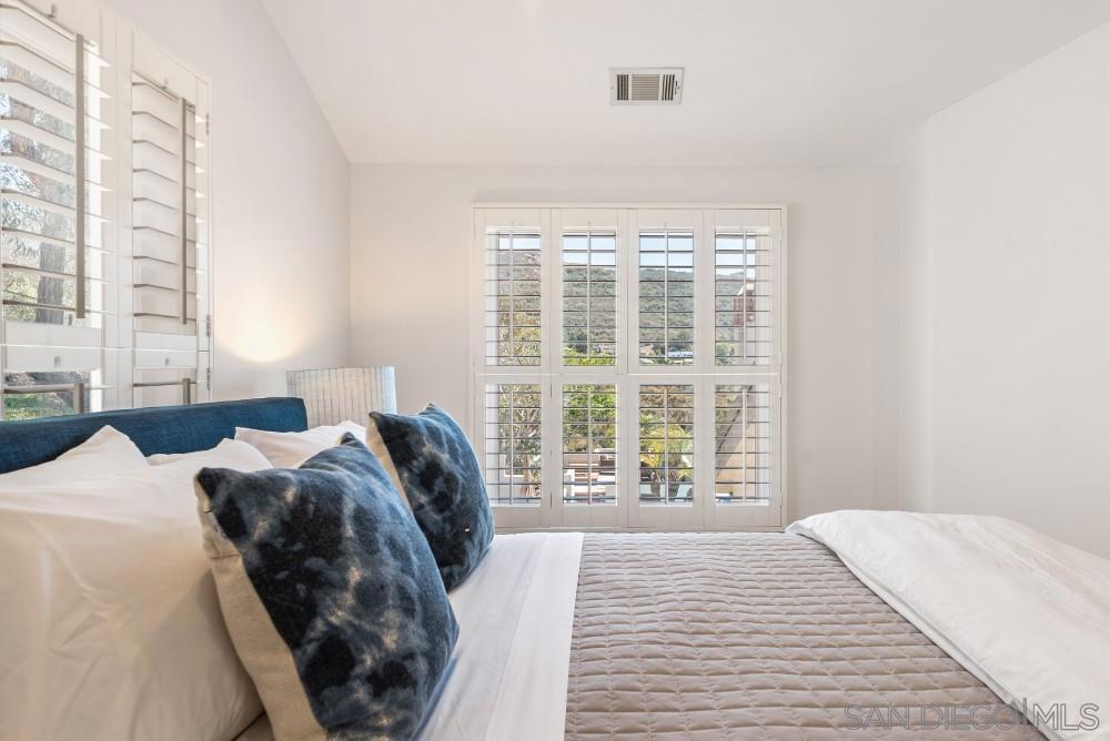 MLS #250041156SD image #43