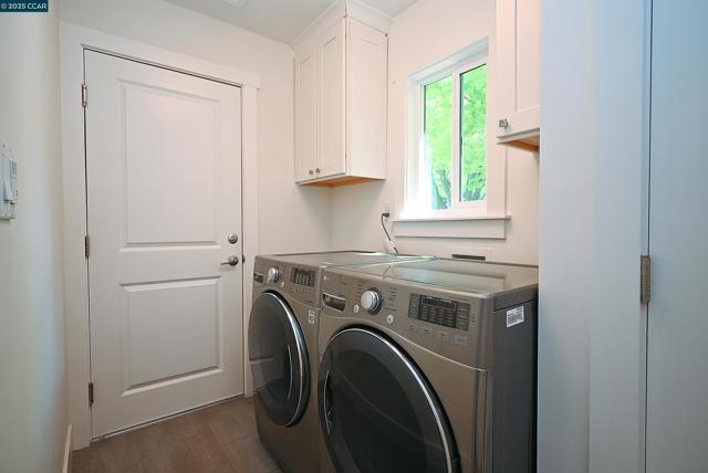 383 Caravelle Dr, Walnut Creek CA: https://media.crmls.org/mediaz/f0c691a2-2097-4971-b457-d0f1f45a4836.jpg