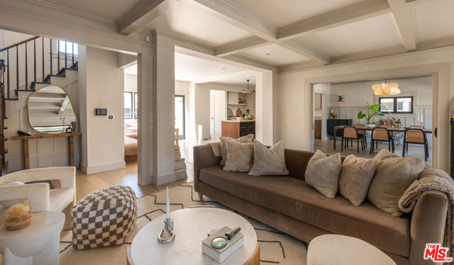 1715 S Kingsley Drive, Los Angeles CA: https://media.crmls.org/mediaz/f0c710f1-ff91-4a7c-aa6d-7907f2a0d683.jpg