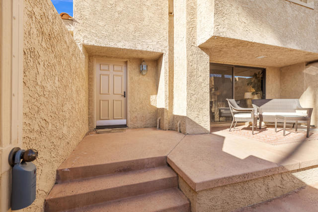 73437 Foxtail Lane, Palm Desert, CA 92260