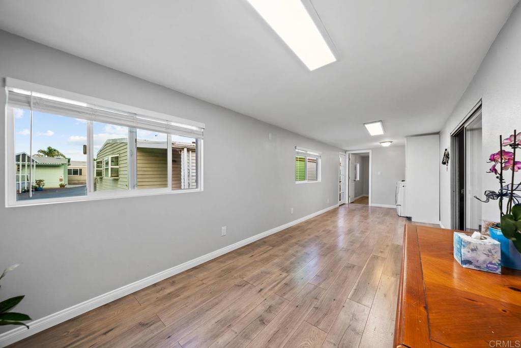 6460 Convoy #271 Court - photo 11