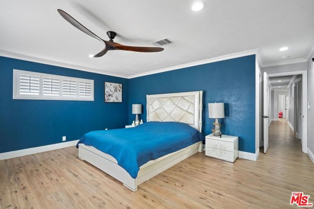 4631 W Avenue M8, Lancaster CA: https://media.crmls.org/mediaz/f0c7dedb-8033-4970-906f-e328592cf75a.jpg