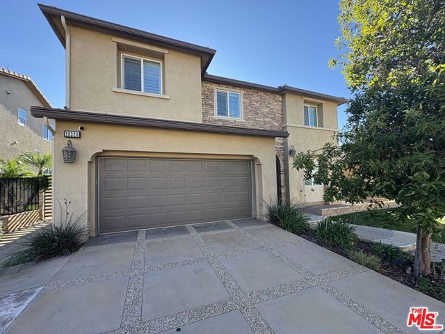 19320 Carranza Lane, Santa Clarita CA: https://media.crmls.org/mediaz/f0c816a3-db5f-4c00-b19b-6ed87a392e4a.jpg