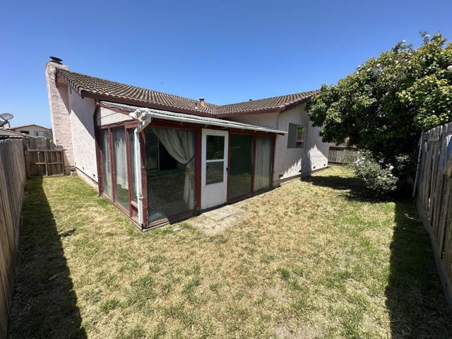 840 N Madeira Avenue, Salinas CA: https://media.crmls.org/mediaz/f0c86d13-c70f-4e60-9754-29681a343f63.jpg