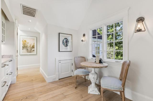 17930 Vineland Avenue, Monte Sereno CA: https://media.crmls.org/mediaz/f0c87ce2-4100-44e6-8afe-33664eef8e21.jpg