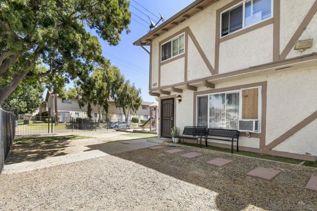 1107 S 41st St, San Diego CA: https://media.crmls.org/mediaz/f0c8886c-0e85-4a51-89f0-a4c5a05597a0.jpg