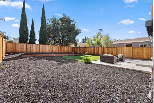 Image 31 of 40 For 4008 Edgemoor Pl