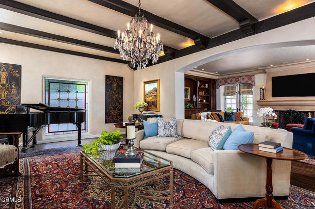 1711 Fairmount Avenue, La Canada Flintridge CA: https://media.crmls.org/mediaz/f0c8aa46-264d-43ac-b65b-e625091b3689.jpg