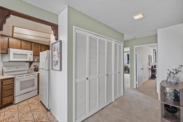 190 Del Mar Shores Ter, Solana Beach, California 92075, 2 Bedrooms Bedrooms, ,2 BathroomsBathrooms,Condominium,For Sale,Del Mar Shores Ter,250035827SD