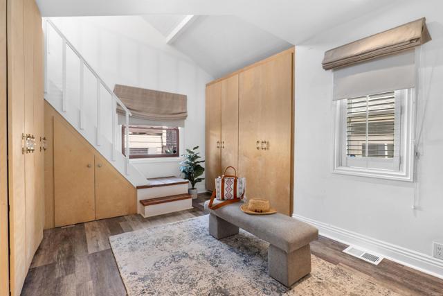 Detail Gallery Image 21 of 29 For 107 Clubhouse Ave, Venice,  CA 90291 - 2 Beds | 1 Baths