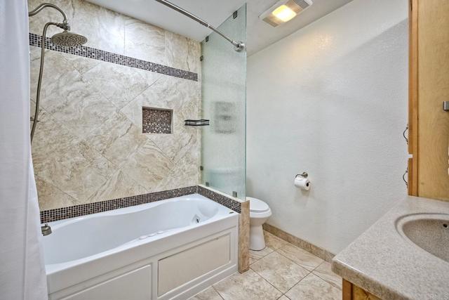 Detail Gallery Image 25 of 35 For 1855 Magdalene Way, San Diego,  CA 92110 - 4 Beds | 2 Baths