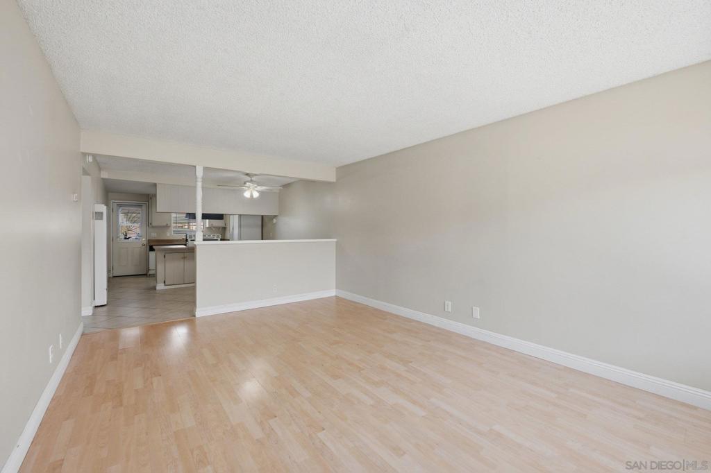2012 Mission Ave - photo 3