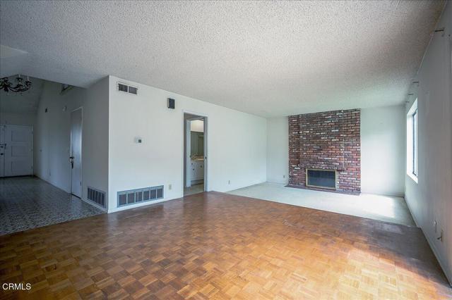 15722 Dawson Lane, Huntington Beach CA: https://media.crmls.org/mediaz/f0cfe31e-4d9b-457a-a551-59778e8e0375.jpg