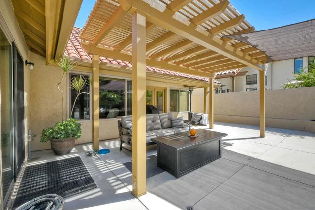 16504 Calle Pulido, San Diego CA: https://media.crmls.org/mediaz/f0d0e796-a95f-4f42-ad22-51e4bfad590d.jpg