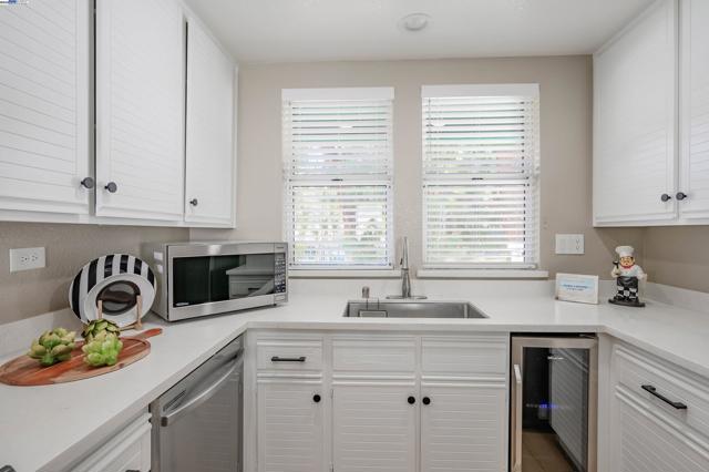 Image 15 of 29 For 440 Navaro Pl  115