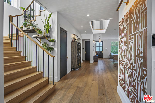 726 N Alta Vista Boulevard, Los Angeles CA: https://media.crmls.org/mediaz/f0d24cf5-2d8c-4e70-a174-176337e3c140.jpg