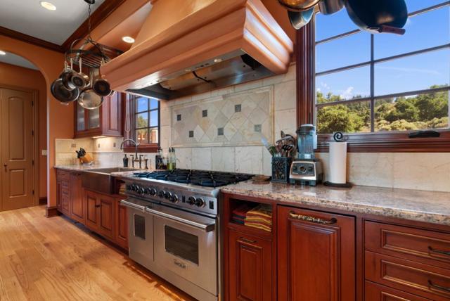 2053 Weston Road, Scotts Valley CA: https://media.crmls.org/mediaz/f0d27fea-808c-4648-bbd4-377d26045a49.jpg