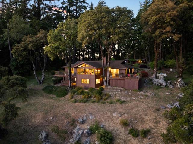 170 Fox Run, Los Gatos CA: https://media.crmls.org/mediaz/f0d3830c-ae08-4c47-8b3f-86f0960ae951.jpg