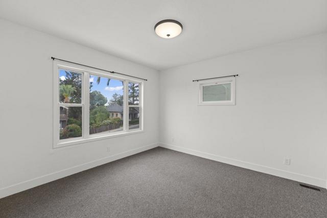 940 York Street, Vallejo CA: https://media.crmls.org/mediaz/f0d4597b-7057-4241-b6fe-d4d076055a6e.jpg