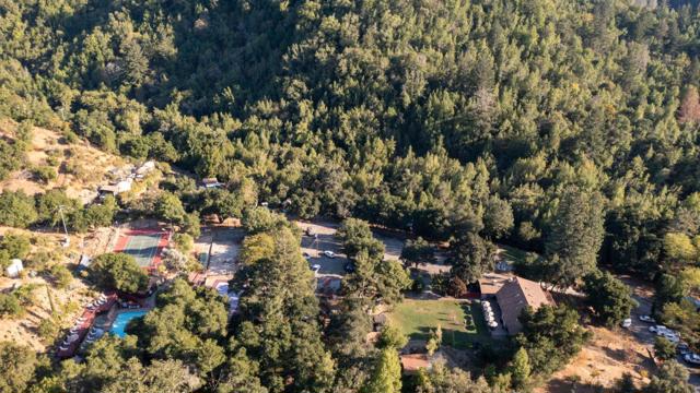 20600 Aldercroft, Los Gatos CA: https://media.crmls.org/mediaz/f0d59cdb-1d4b-4a41-ac20-7b62c7a18715.jpg