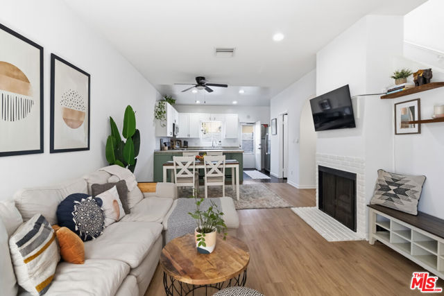 feature listing property photo