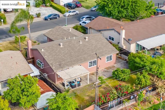 2968 Calle Del Sol Way, Rancho Cordova CA: https://media.crmls.org/mediaz/f0d5d6c6-a495-41e8-9404-1375c8353d87.jpg
