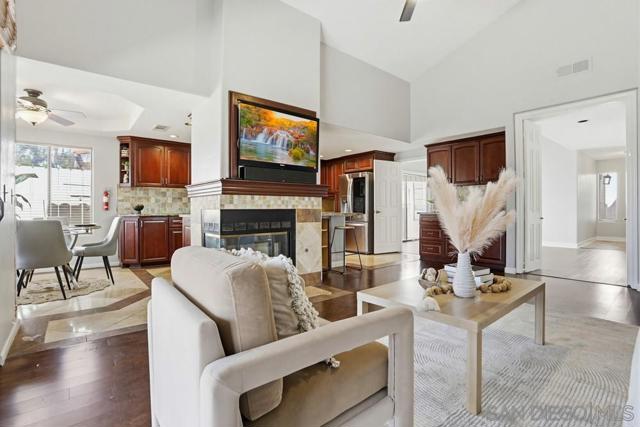 11753 Avenida Sivrita, San Diego CA: https://media.crmls.org/mediaz/f0d6fc01-8846-46bb-8447-9a97421bcc71.jpg